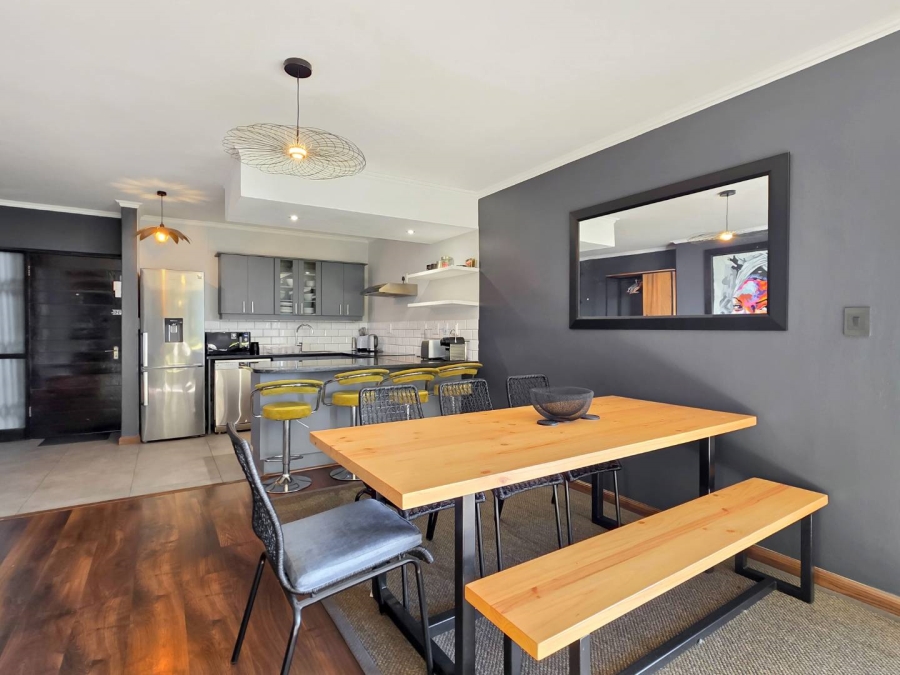 2 Bedroom Property for Sale in Woodstock Western Cape